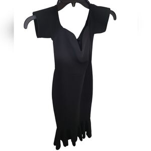 NWT MissGuided Dress    Size 4